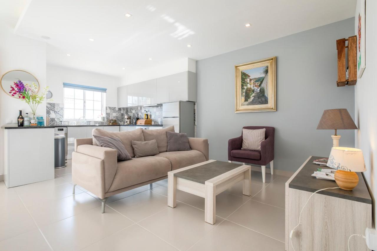 Beautiful Seaview 2 Bedroom Apartment Luz Exteriér fotografie